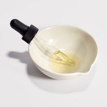 Load image into Gallery viewer, Activist Manuka Oil